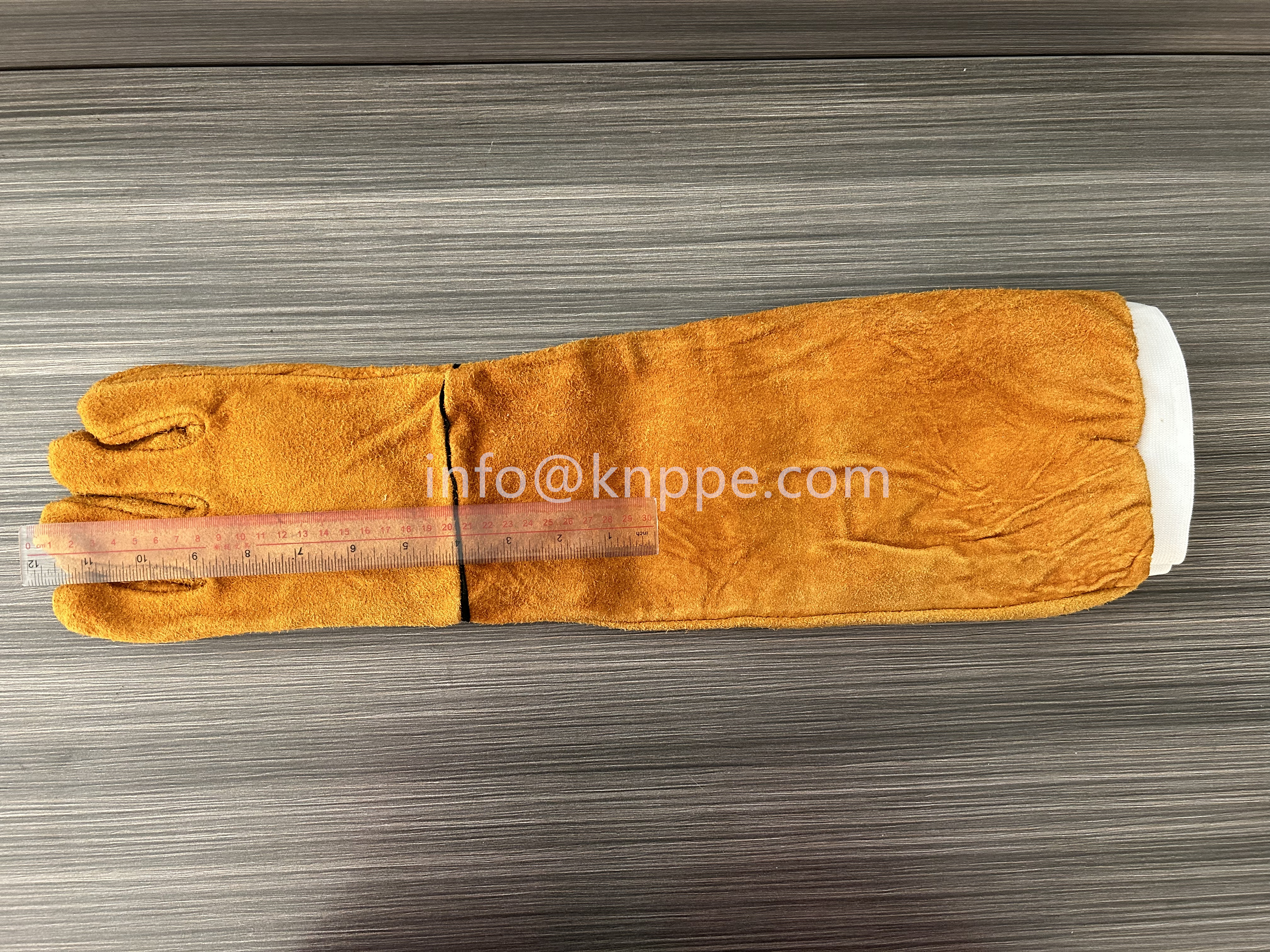 welder gloves with protective sleeves, cowsplit leather gloves with long cuffing, 24 inch welding gloves (1)