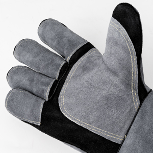 details - long cuffing gray welding gloves (3)